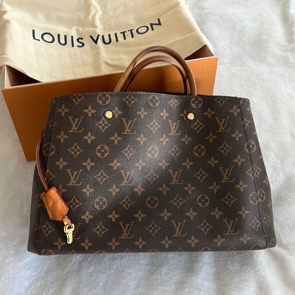 Louis Vuitton Montaigne GM Large Handbag Authentic - Monogram Canvas